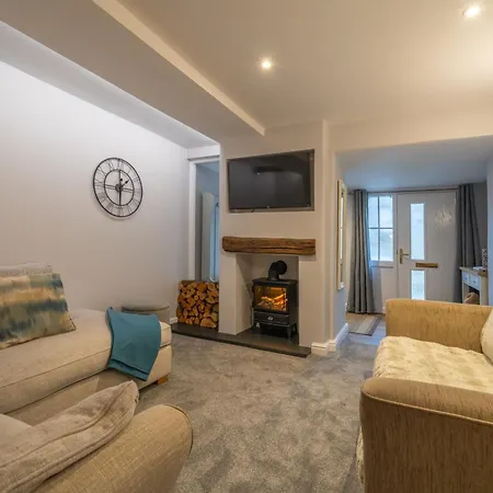 Holiday home Laburnum - Town Centre, With Parking *